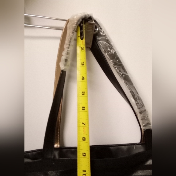 Victoria's Secret Bucket Tote Black Fabric,Rose Gold Hardware,Travel ,CarryOn - Picture 6 of 7